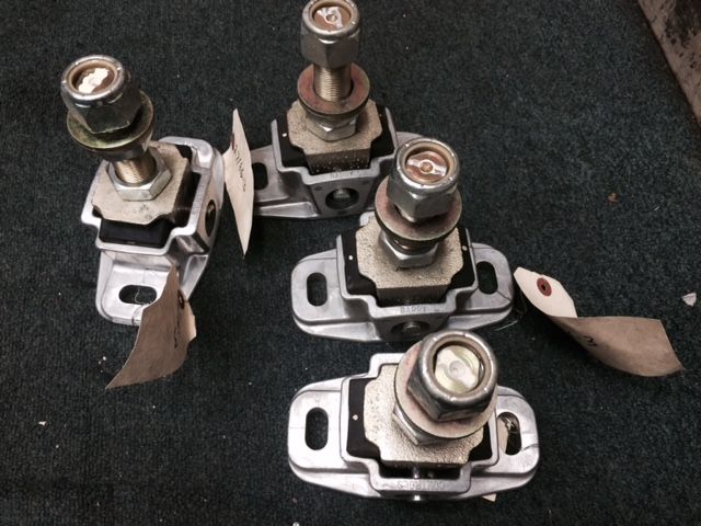 6CT engine mounts by Cummins/Sturdy 