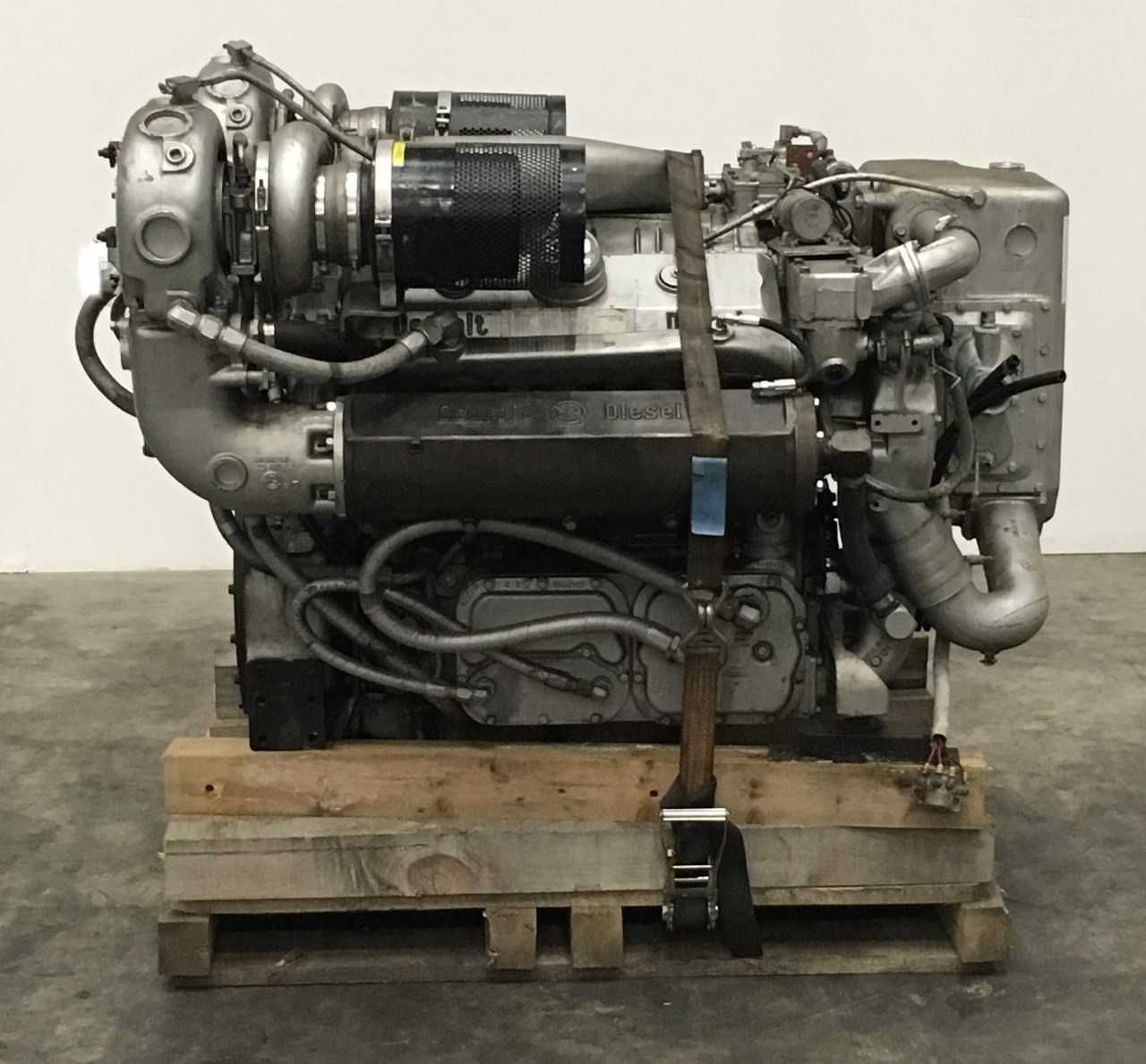 DETROIT DIESEL-8v-92ta LH marine engine