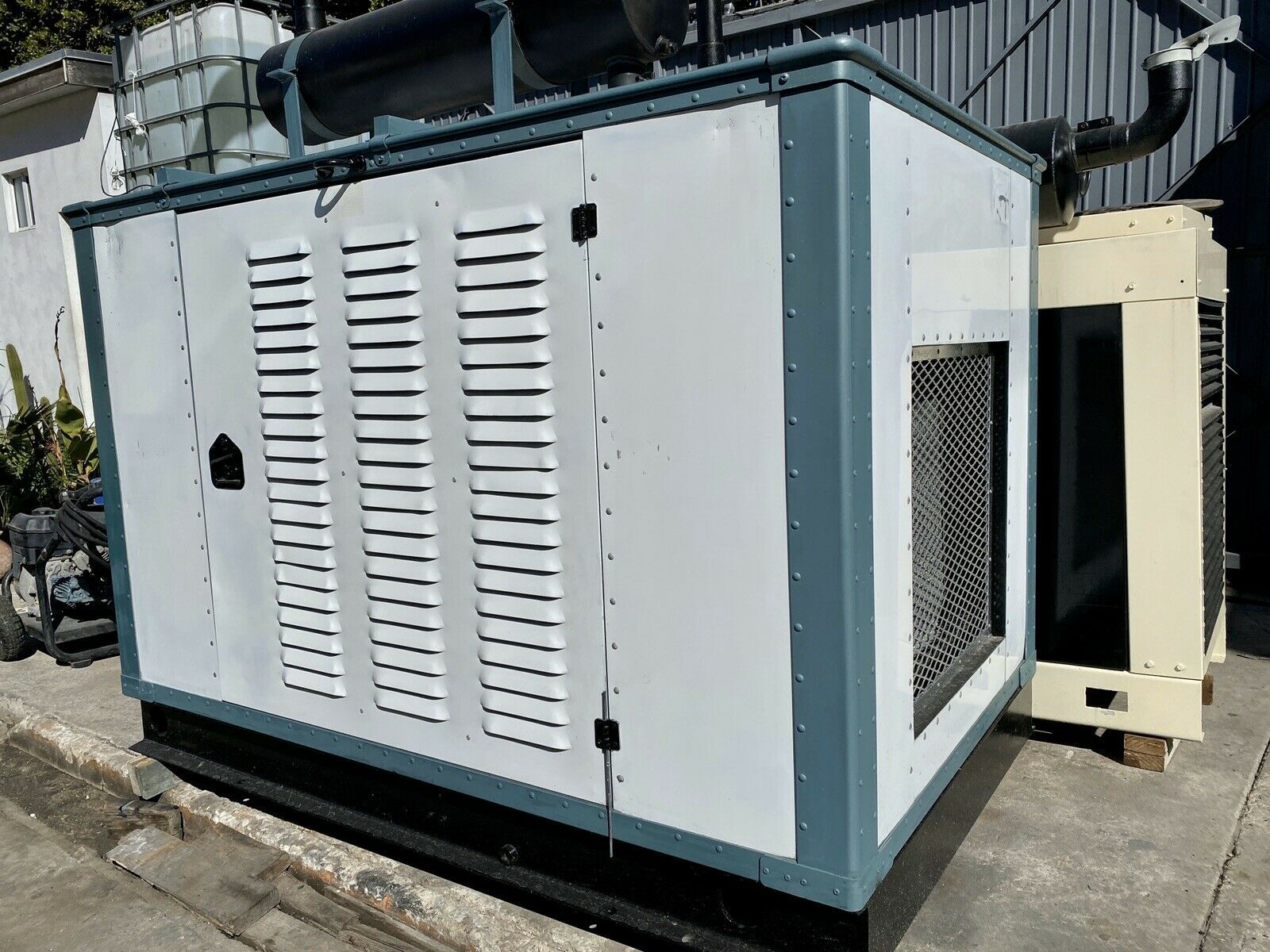 4B Good Used Generator Set. 