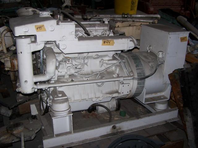 NORTHERN LIGHTS 4276 John Deere 30 KW MARINE GEN SET