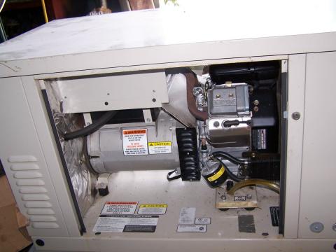 Generac 12 KW USED Propane or Natural Gas GEN SET