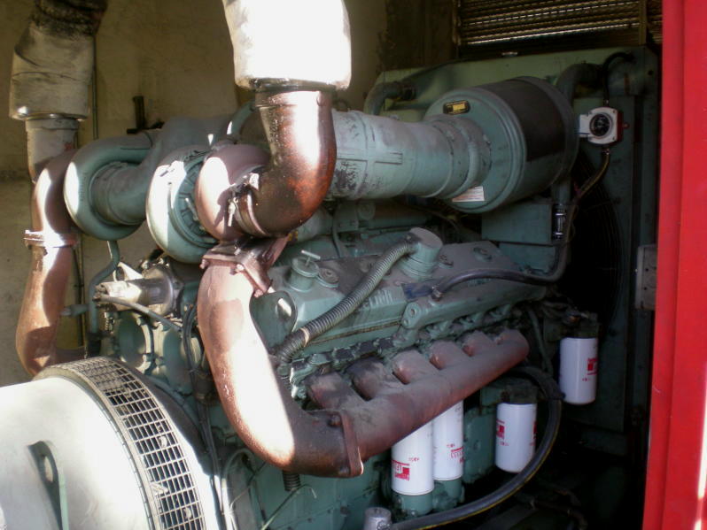 DETROIT DIESEL 12v-71TT USED INDUSTRIAL GENERATOR SET