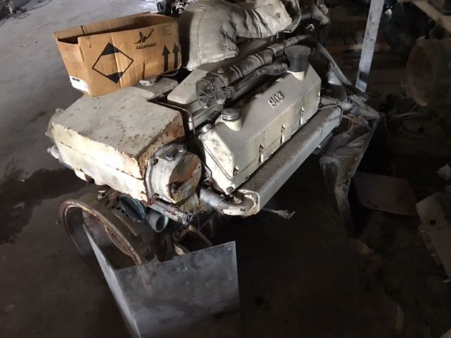 CUMMINS VTA903 DIESEL MARINE ENGINES 