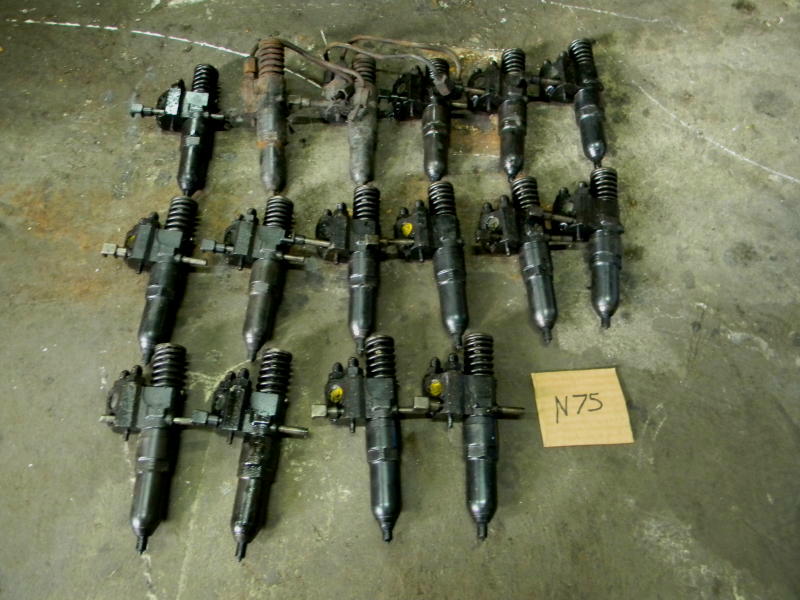 CAT, DETROIT DIESEL Used and core Injectors.