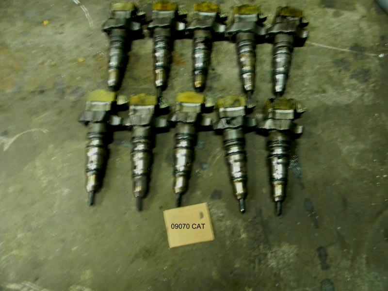 CAT, DETROIT DIESEL Used and core Injectors.