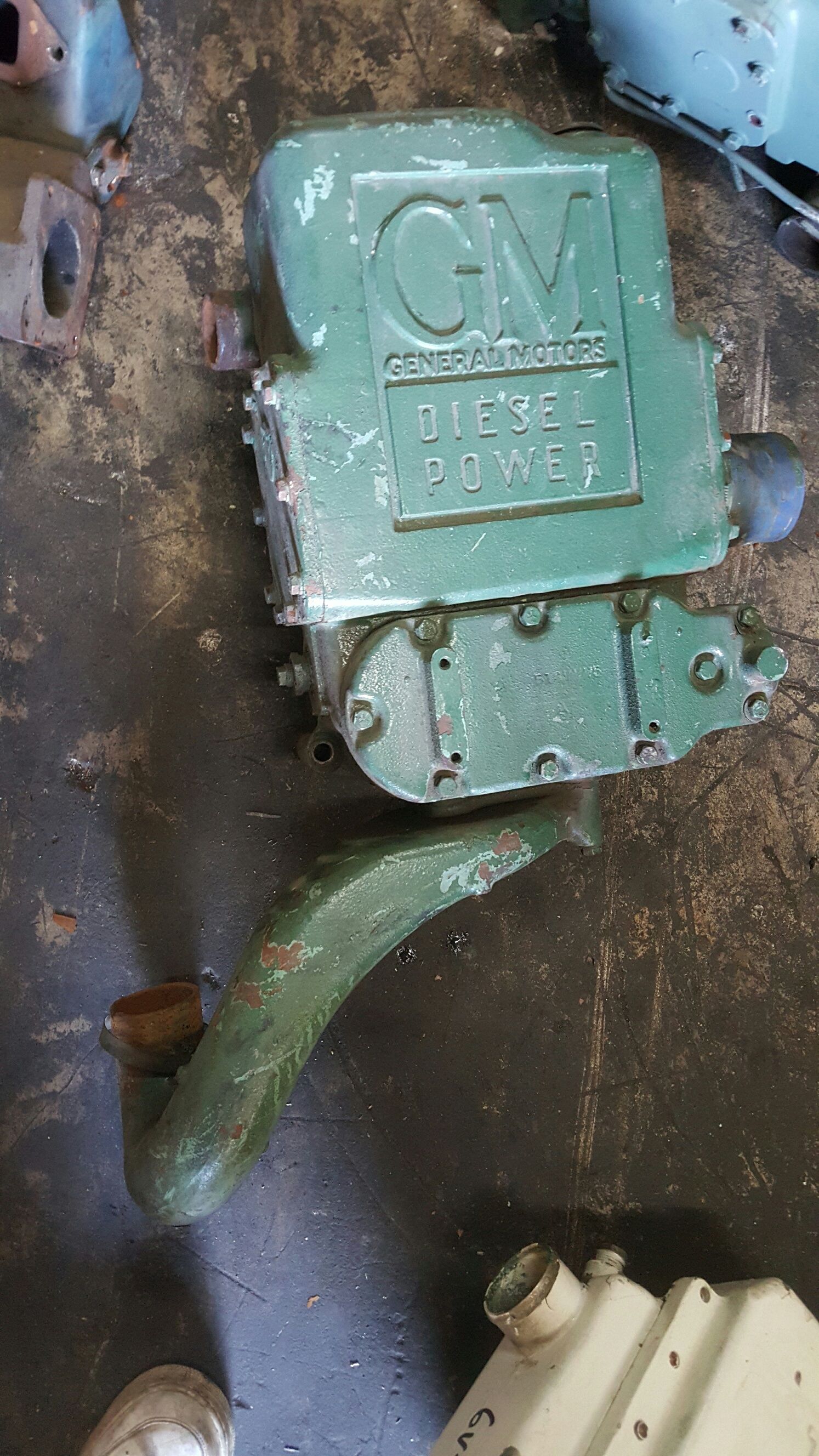 Detroit Diesel 8V-71T Heat Exchanger Tank