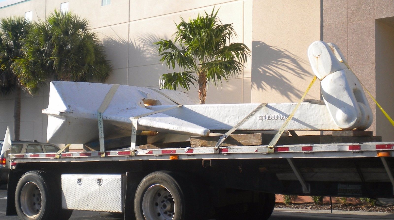  Used anchor for cargo/container ship