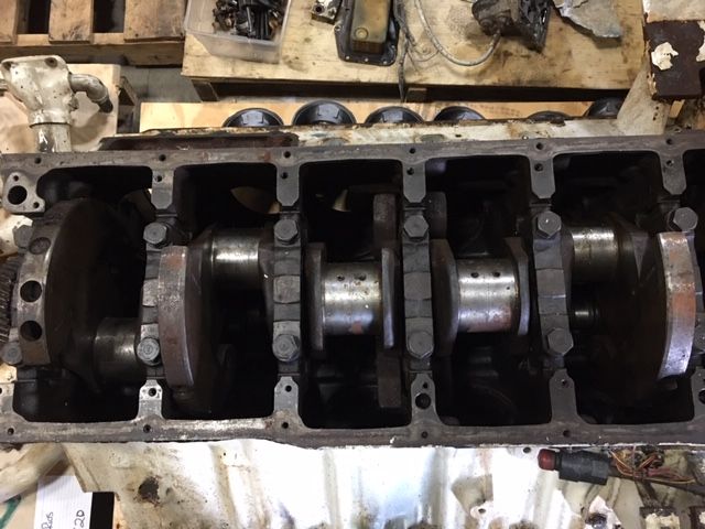 MAN D2842 LE406 Used Marine block and crank 