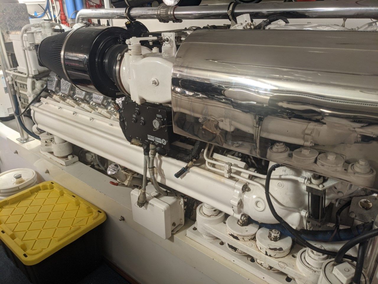 DETROIT DIESEL 16v-2000M90 Used MARINE ENGINES