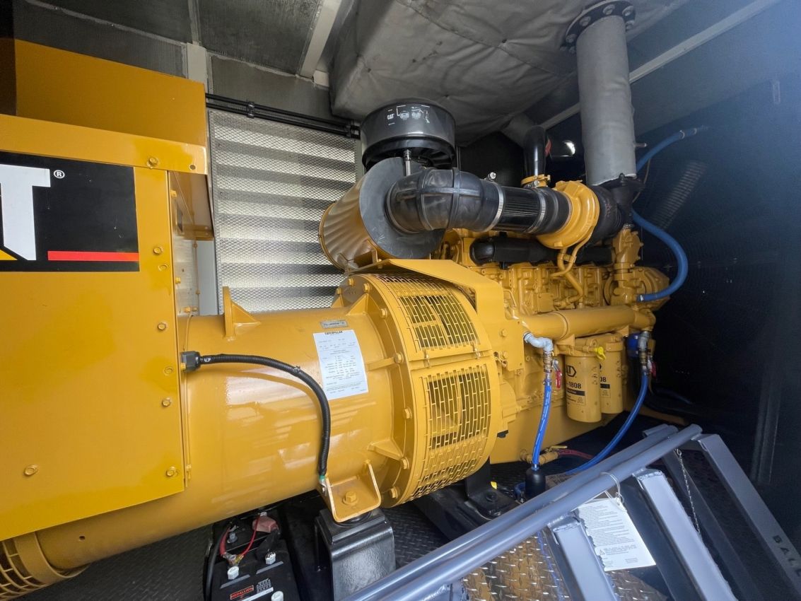 Caterpillar C18 Diesel Industrial generator set 