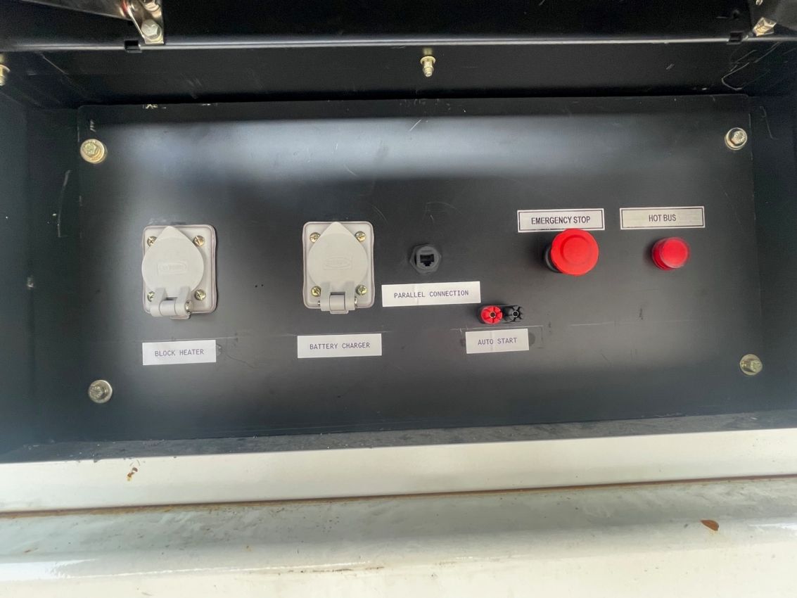 Caterpillar C18 Diesel Industrial generator set 