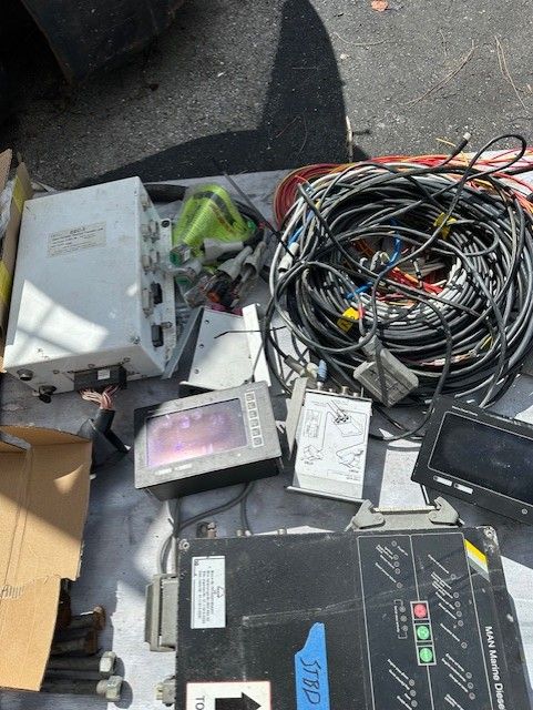 MAN V12 MAN D2842LE409 Marine black boxes 